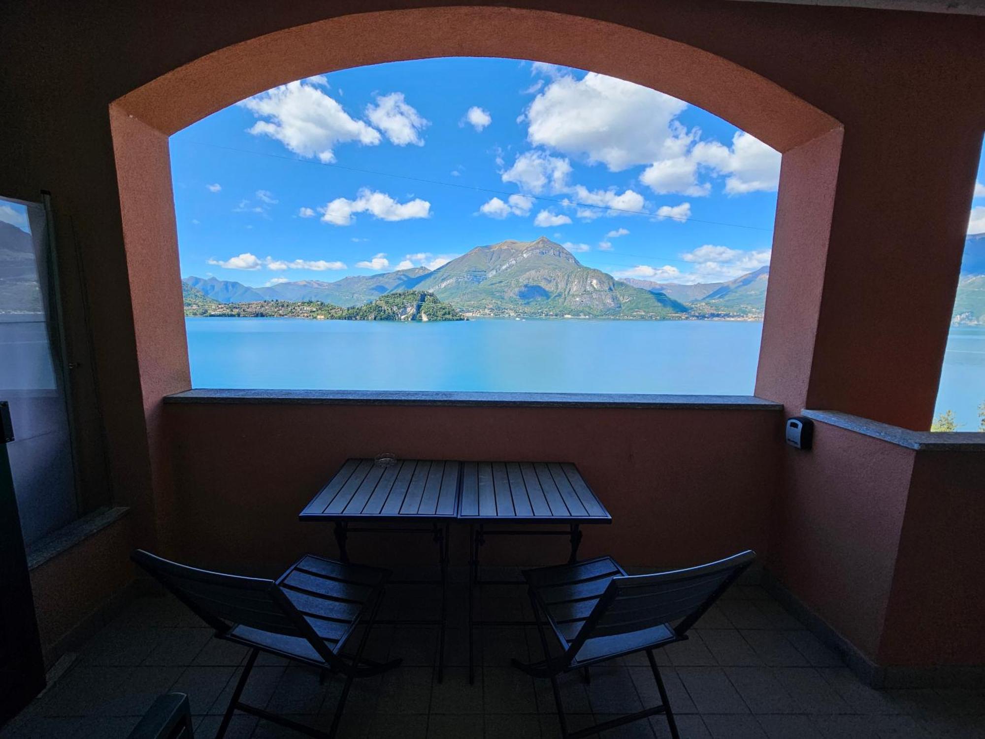 New Apartment Lake 12 วาเรนนา ภายนอก รูปภาพ